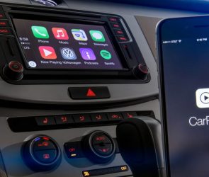 Apple CarPlay'le otomobillerin kontrolünü ele geçiriyor