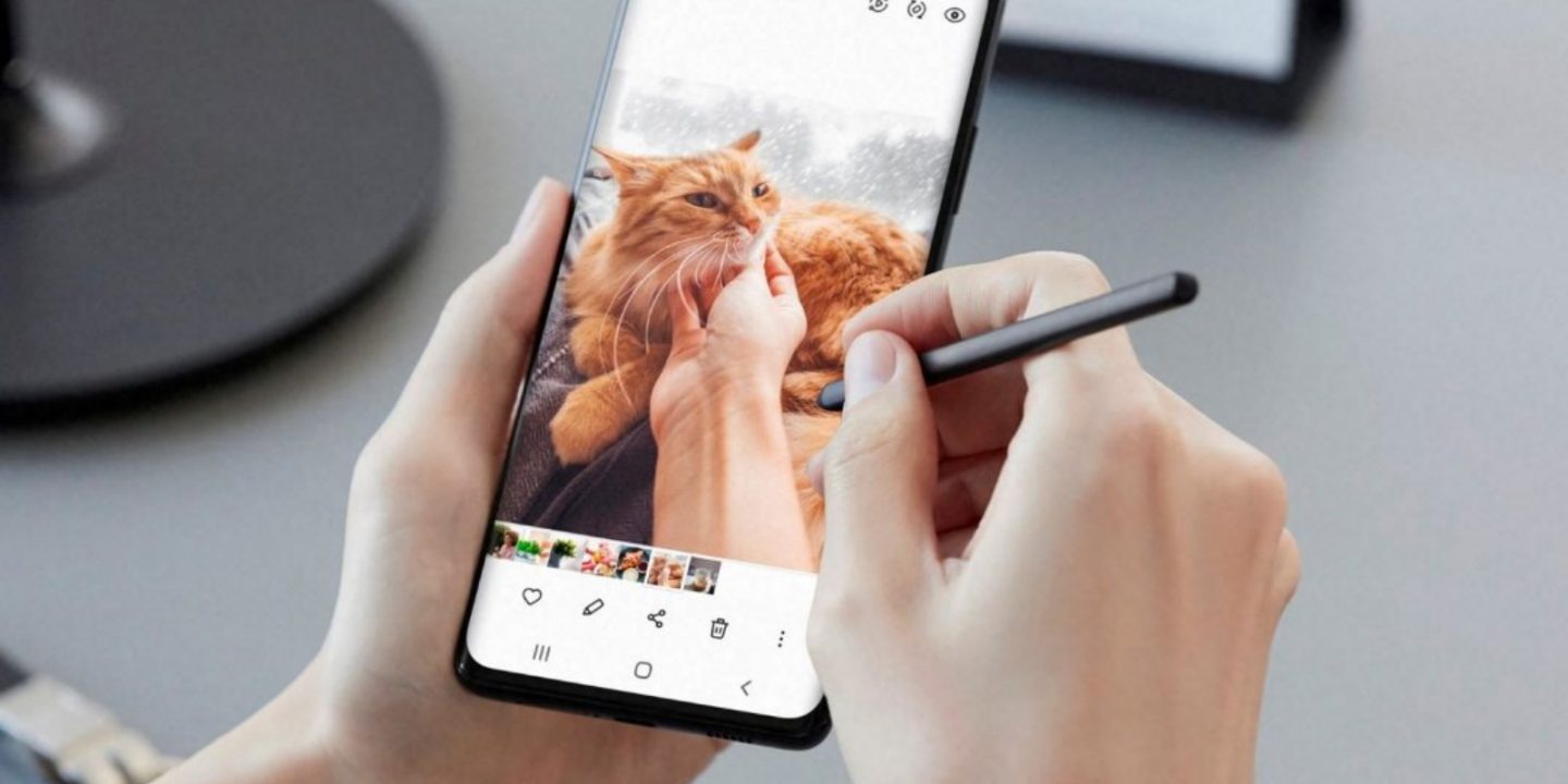 Samsung Galaxy S21 modelini rafa kaldırdı