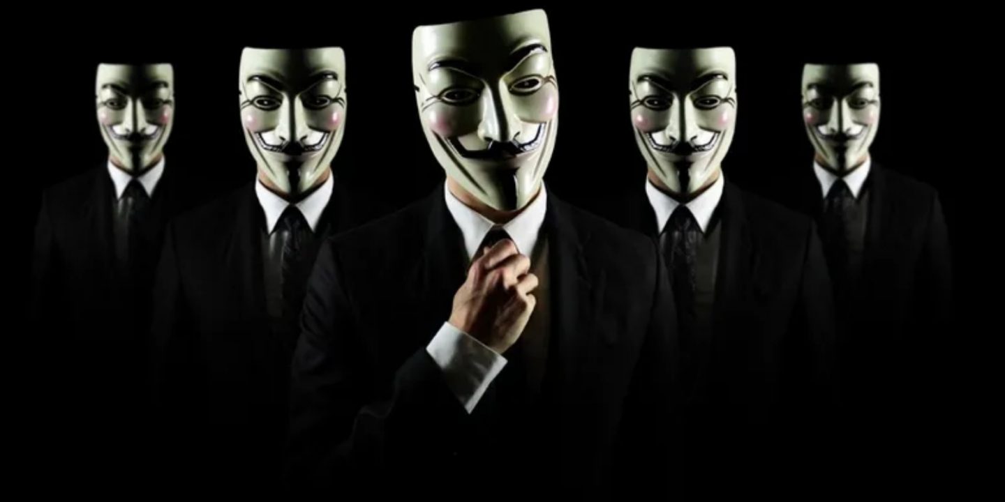Anonymous Rus Hükümetine bağlı web sitelerine saldırı başlattı
