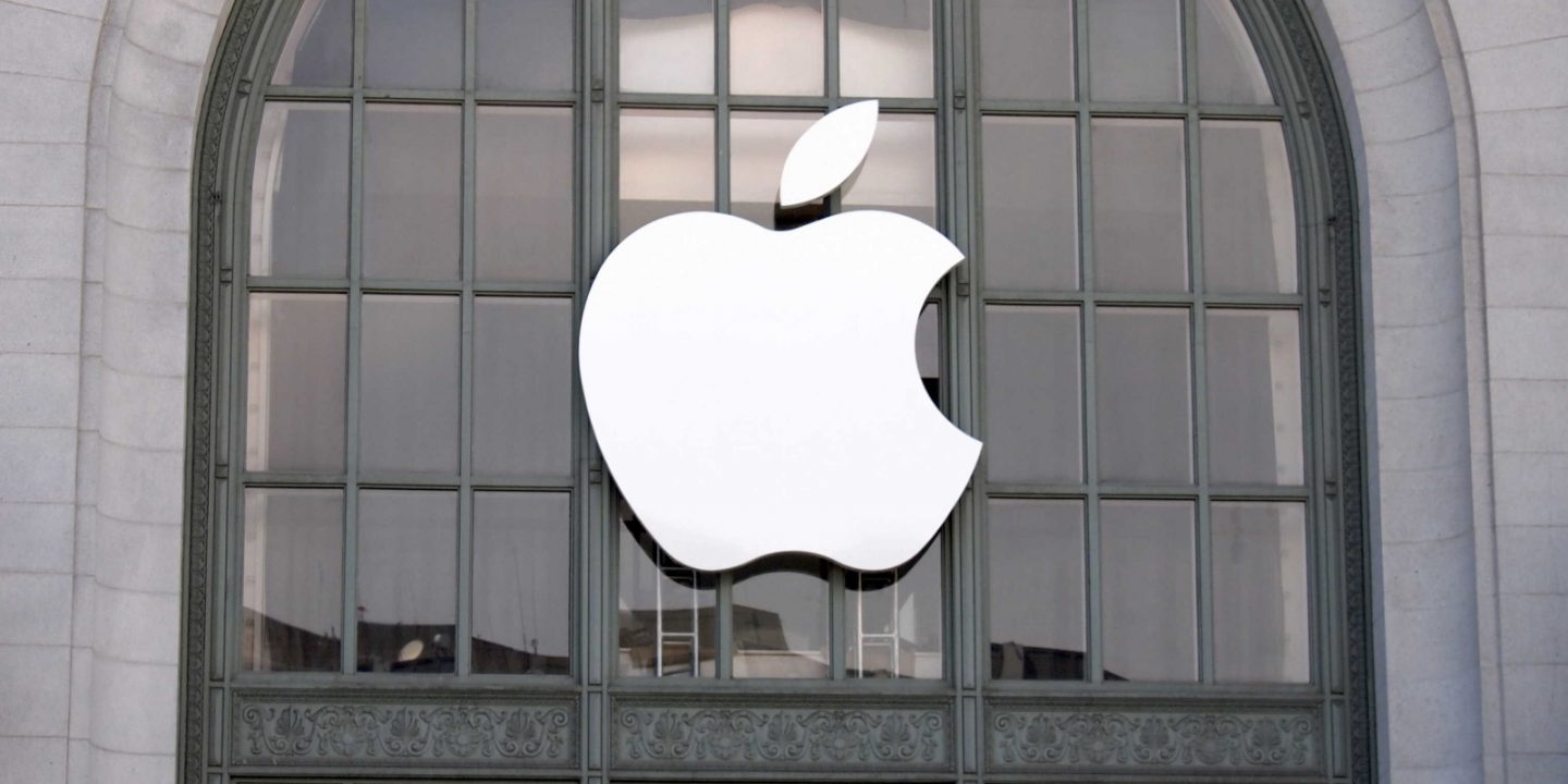 Apple Rusya App Store'undaki reklamlarını iptal etti