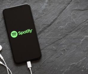 Spotify sevilen PC özelliğini mobile getiriyor