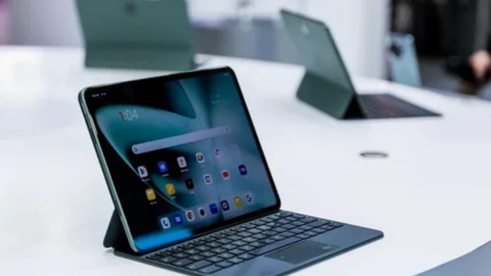 OnePlus markasının ilk tableti olan OnePlus Pad, geçtiğimiz yıl Şubat ayında tanıtımı yapılmıştı.