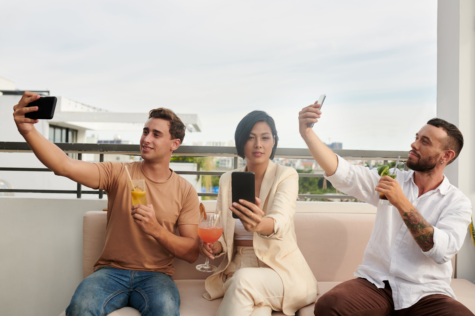 Apple'ın Yeni Gözdesi Olabilir: iPhone 17 Air'den Neler Bekliyoruz?