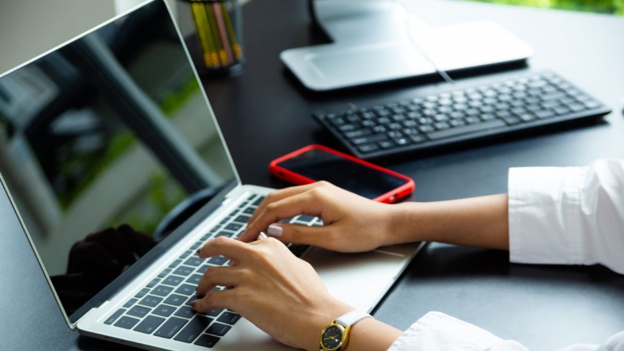 Bilgisayardan SMS Gönderme İşlemi Nasıl Yapılır?