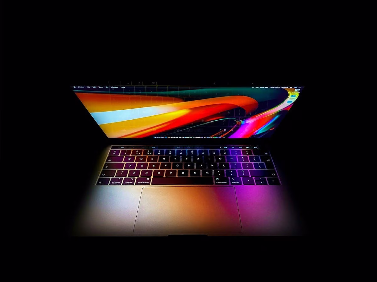Yeni Apple Cihazları OLED ile Geniş Renk Gamına Geçiyor