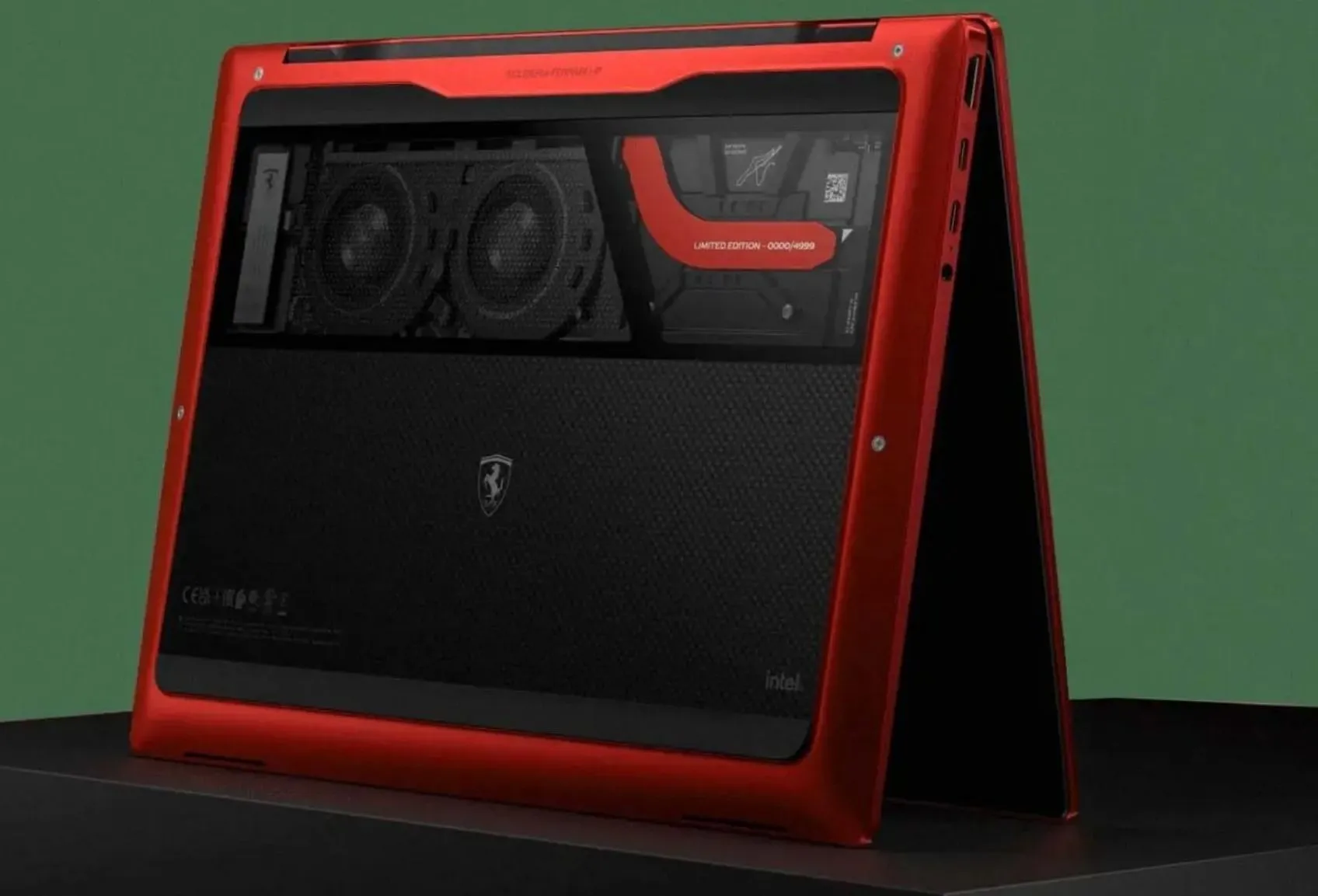 Ferrari ve HP’den Özel Üretim Dizüstü Bilgisayar