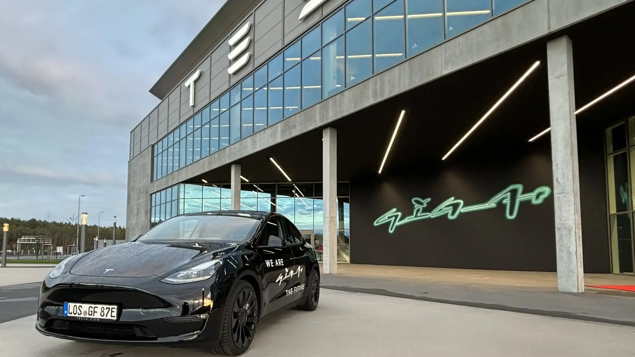 Tesla'dan Güçlü Geri Dönüş Teslimat %25 Arttı 4 Avrupa ve Çin Pazarları Satışları Destekledi