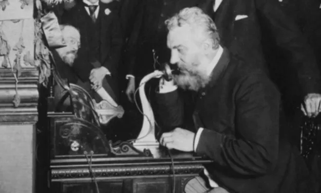 Alexander Graham Bell ilk Telefon Konuşması