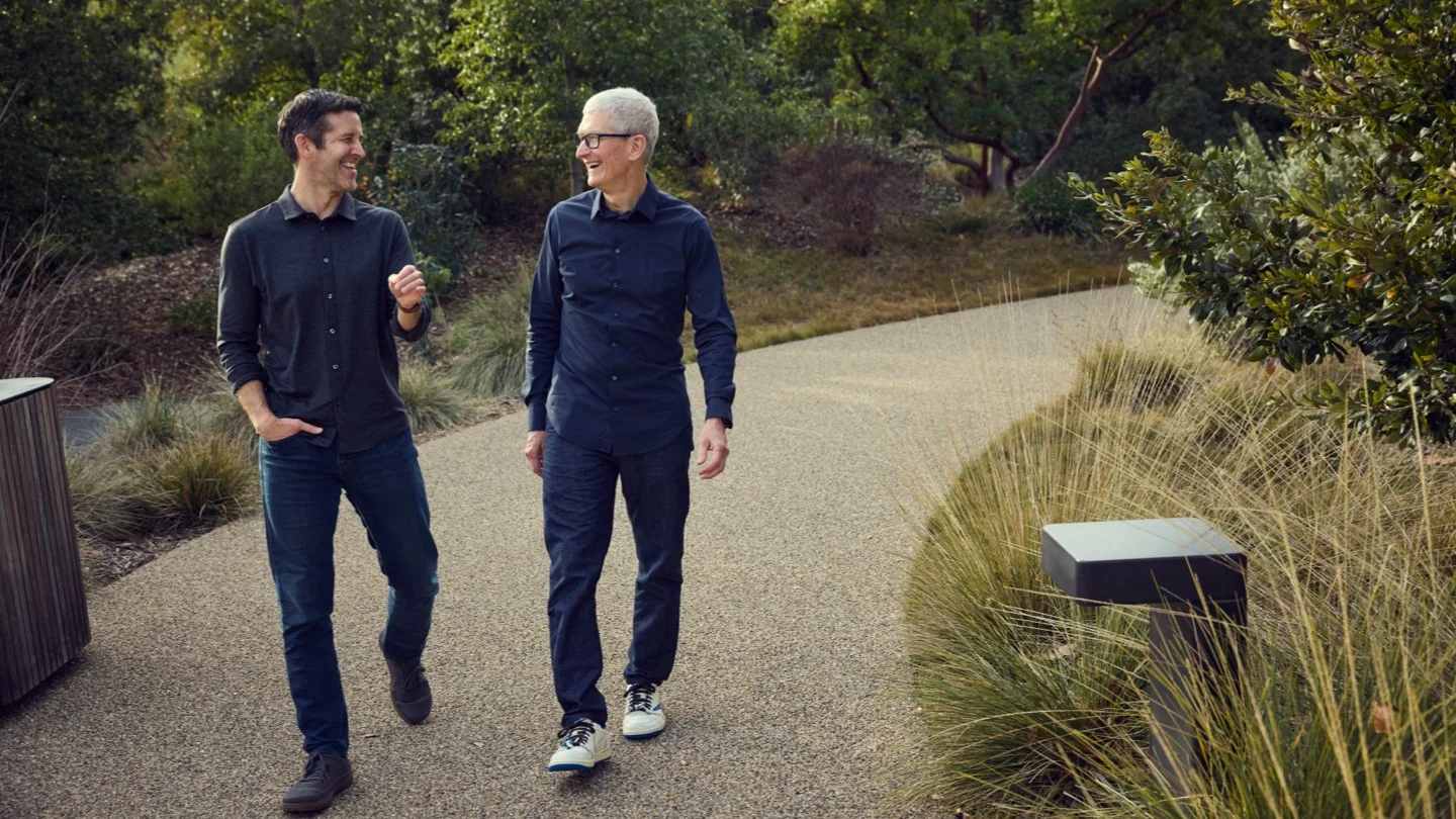 CEO Tim Cook Görevi John Ternus'a Devrediyor