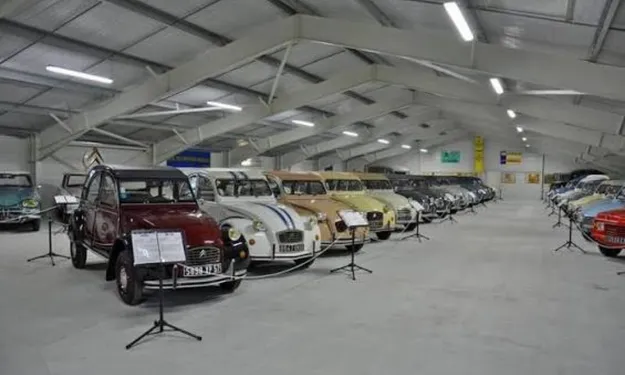 120 Araçlık Dev Citroën Koleksiyonu
