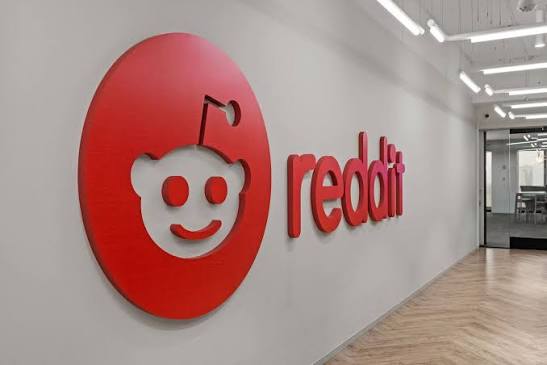 Reddit CEO'sundan Yapay Zekâ Mesajı 4 Yapay Zekâ Çağında Reddit Stratejisini Koruyor