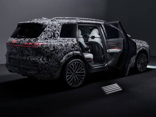 Audi'den Yeni Amiral Gemisi Audi Q9 Tanıtıldı 4 Dijital Kokpit ve Daha Geniş Yaşam Alanı