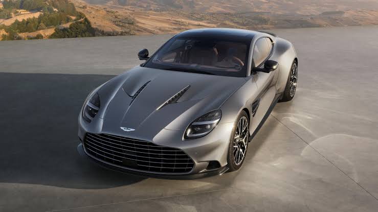 Aston Martin'den 25. Yıla Özel Vanquish 25 2 Geçmişten ilham alan modern tasarım