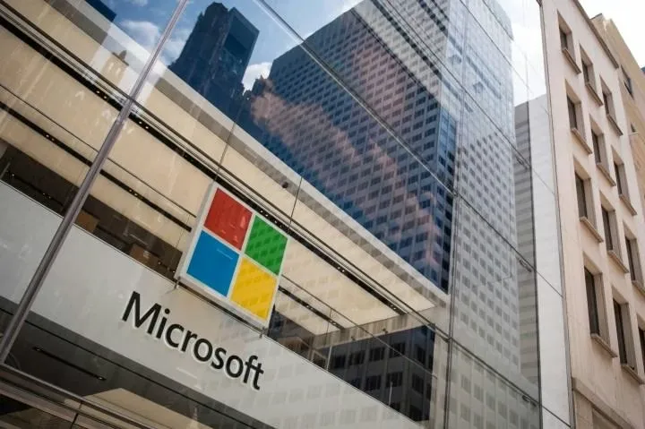 Microsoft’ta Yapay Zekâ Rekoru, Xbox’ta Düşüş
