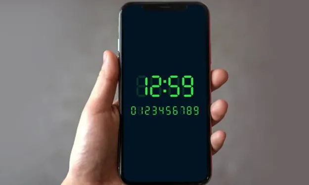 Saat Neden Hiç Şaşmıyor? Atomik Saat Nedir? 3 Telefon Saati
