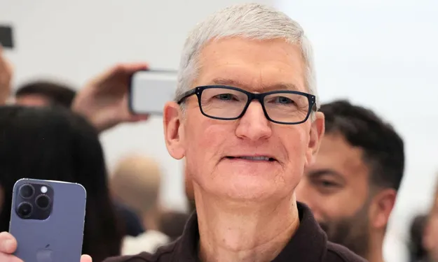 Tim Cook iPhone Talebine Yetişemiyoruz