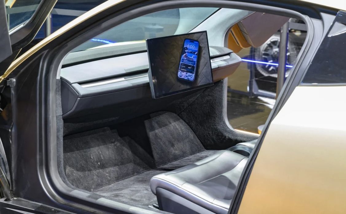 Tesla Cybercab direksiyonsuz robotaksiler geliyor 3 Indir.com