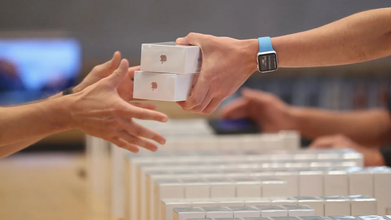 Apple Küresel Pazarda Zirveyi Bırakmıyor 2 Satış Adedinde Değil, Gelirde Zirvede