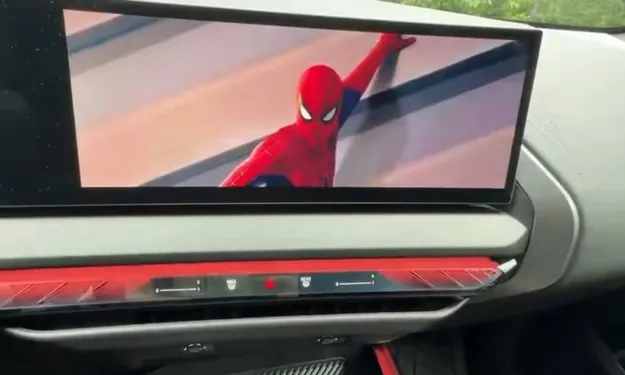 Spider-Man Reklamı BMW Araç İçi Ekranlarında