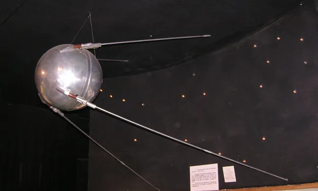 Tarihin ilk Uydusu Sputnik 1 4 Ekim 1957'de Fırlatıldı