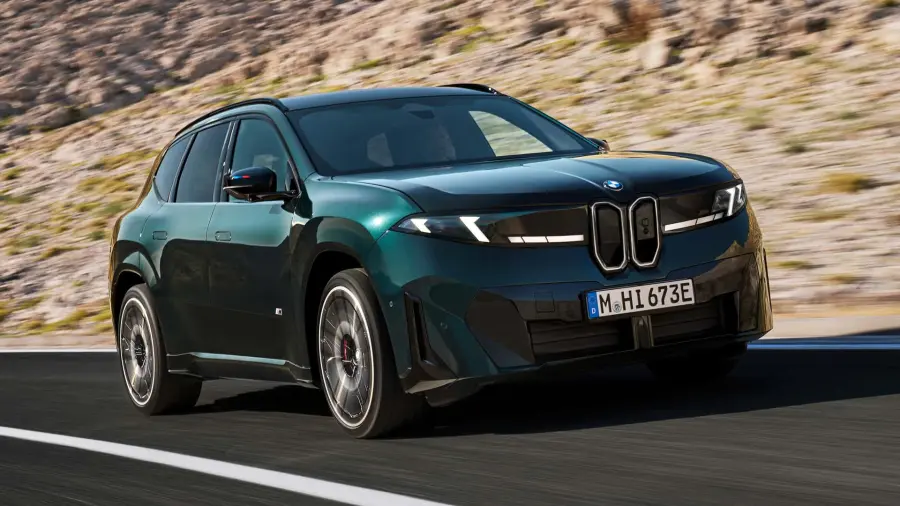 Yeni iX3 M60, 0'dan 100’e 3,9 Saniyede Çıkıyor 2 BMW iX3 M60