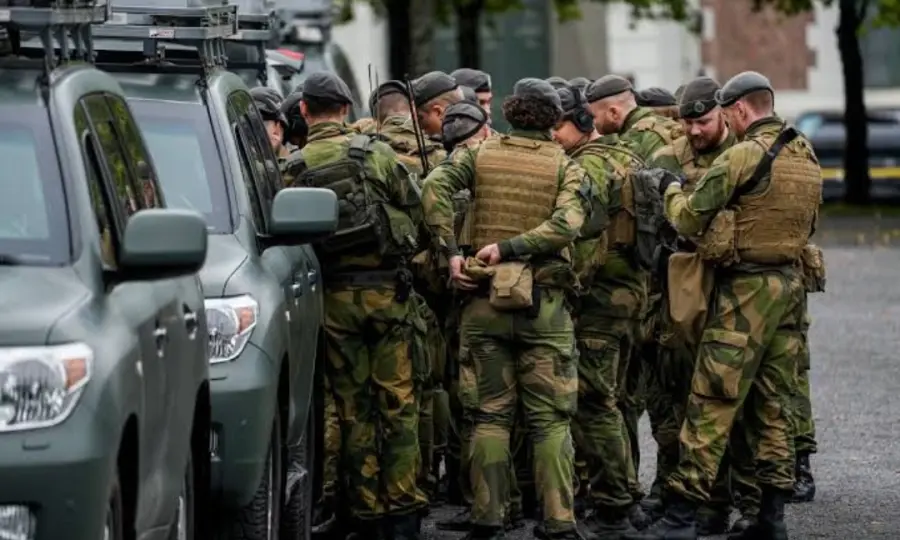 Çinli Araçlar Norveçte Tatbikatı Kaydetti