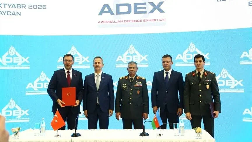 Türkiye ve Azerbaycan’dan 500 Milyon Dolarlık Savunma Adımı 3 Türkiye ve Azerbaycan, Bakü’deki ADEX 2026 fuarında toplam değeri 500 milyon doları aşan savunma sanayii anlaşmaları imzaladı.