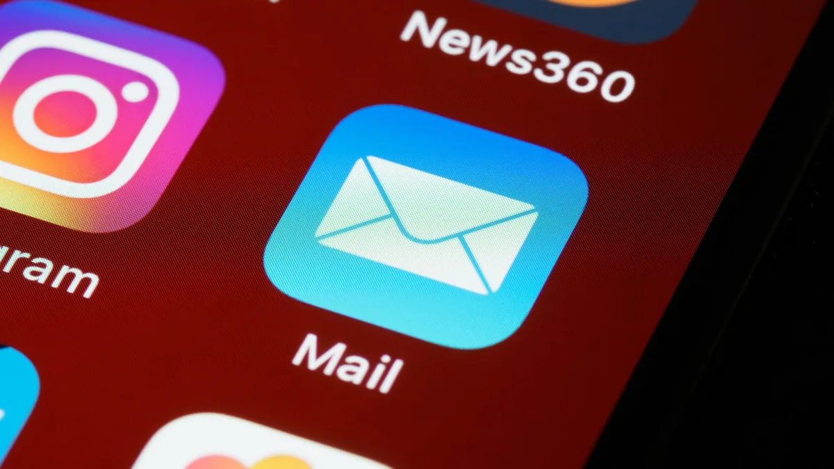 ChatGPT iCloud Mail uygulaması