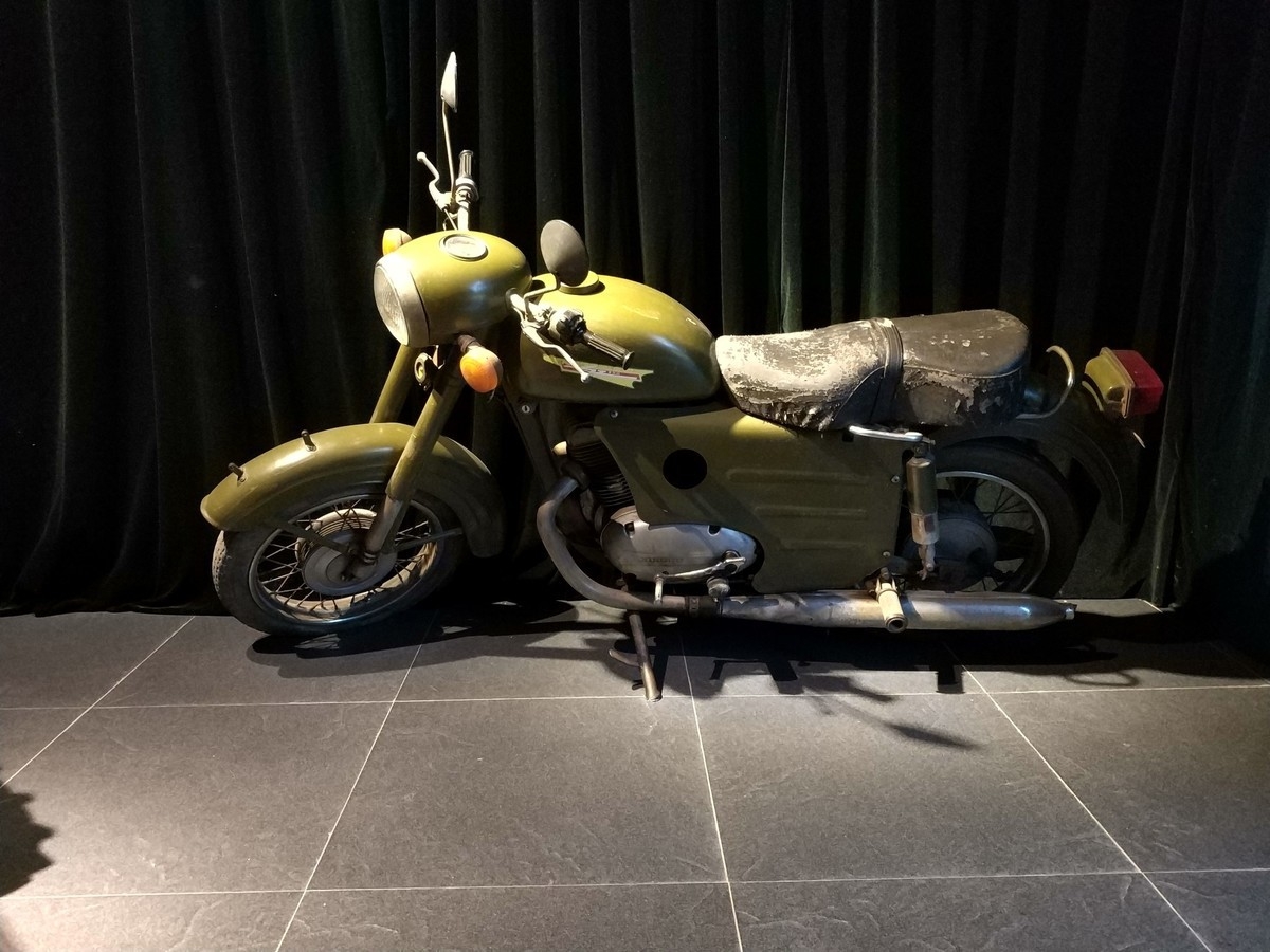 Xiaomi Mi Mix 2 vs. Samsung Galaxy S8+