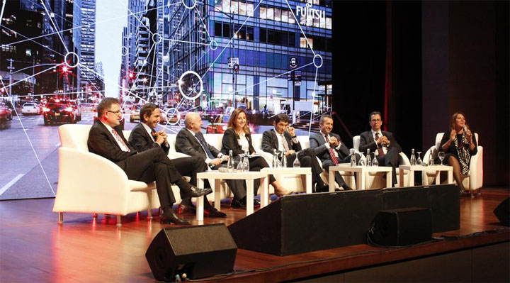 Fujitsu Dijital Dönüşüm Paneli