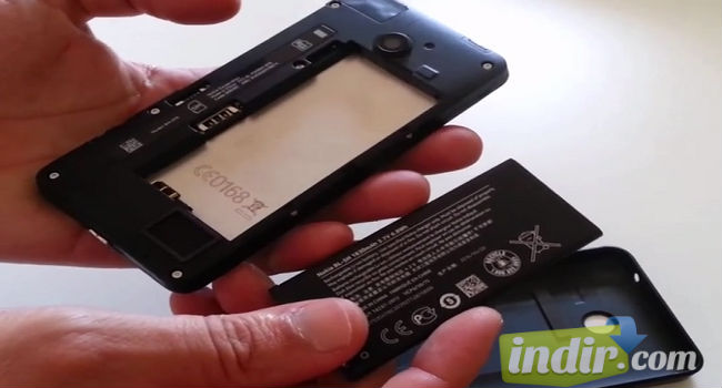 Nokia Lumia 630 arka gorunus